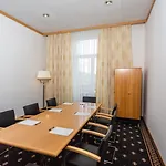 Am Hotel